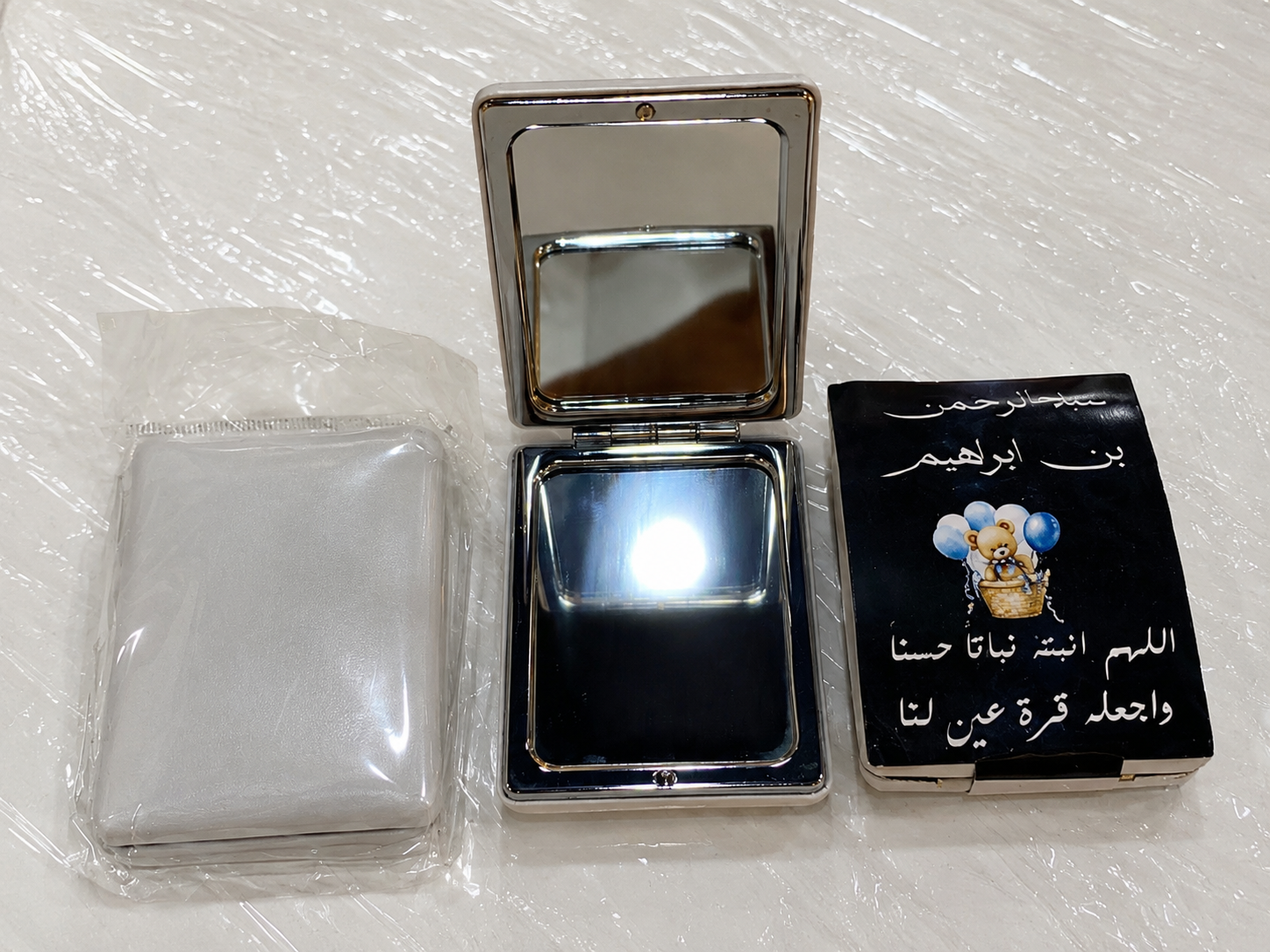 مرايات مع الطباعة